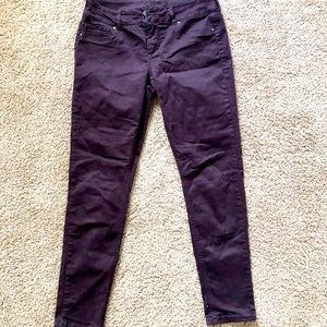 Maurice’s plum stretchy jeggings medium